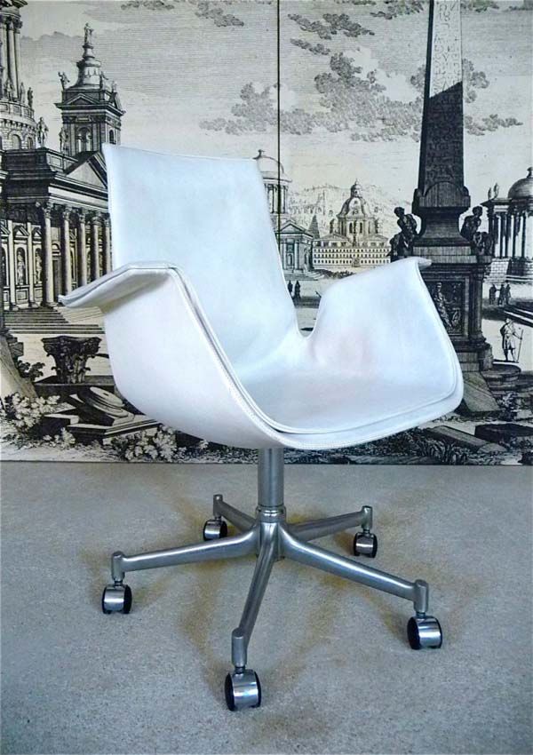 Кресло FK Chair